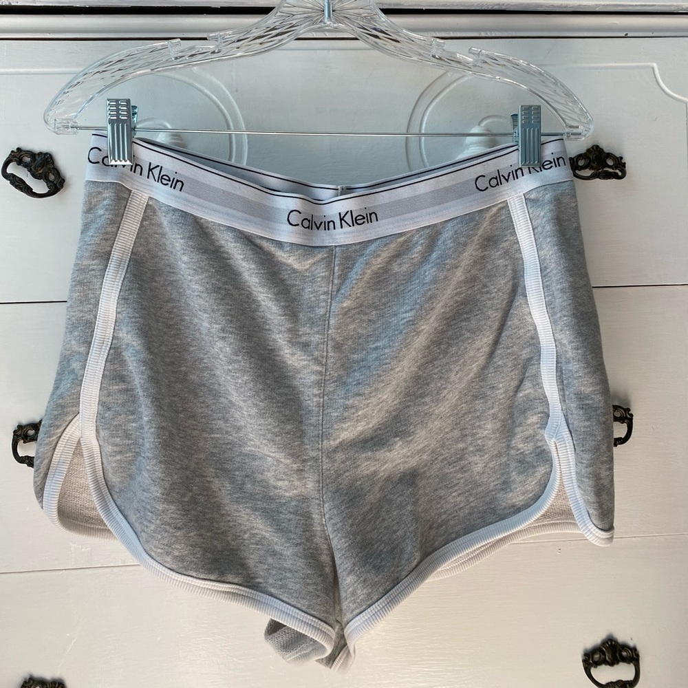 Calvin Klein “logo” sweatshorts